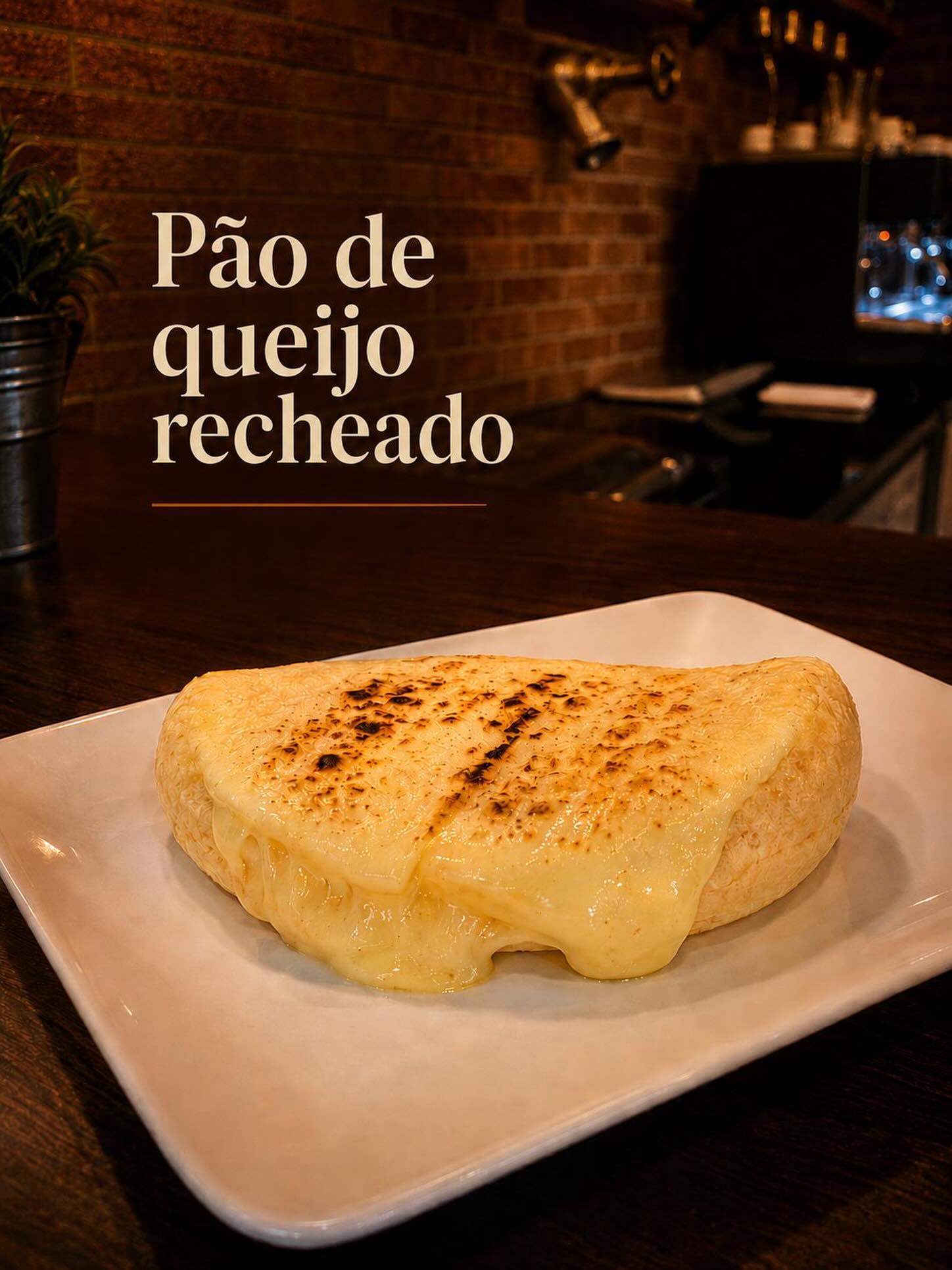 Pão de Queijo Recheado